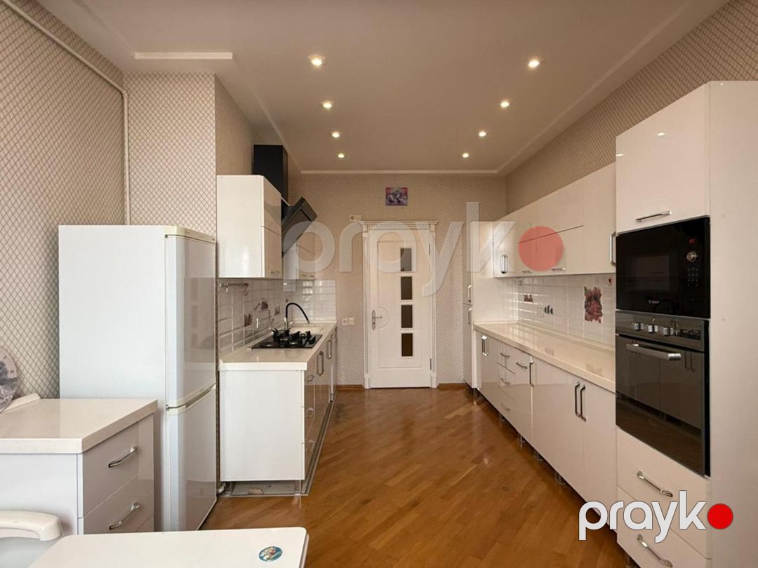 İcarəyə verilir 3 otaqlı yeni tikili 160 m² — Mənzil, Bakı (12)
