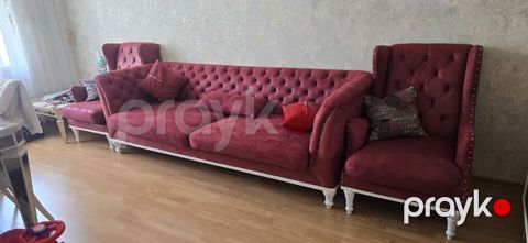 Divan desti satiram. ela veziyyetdedi hecbir yerinde siniq yoxdur — Bakı