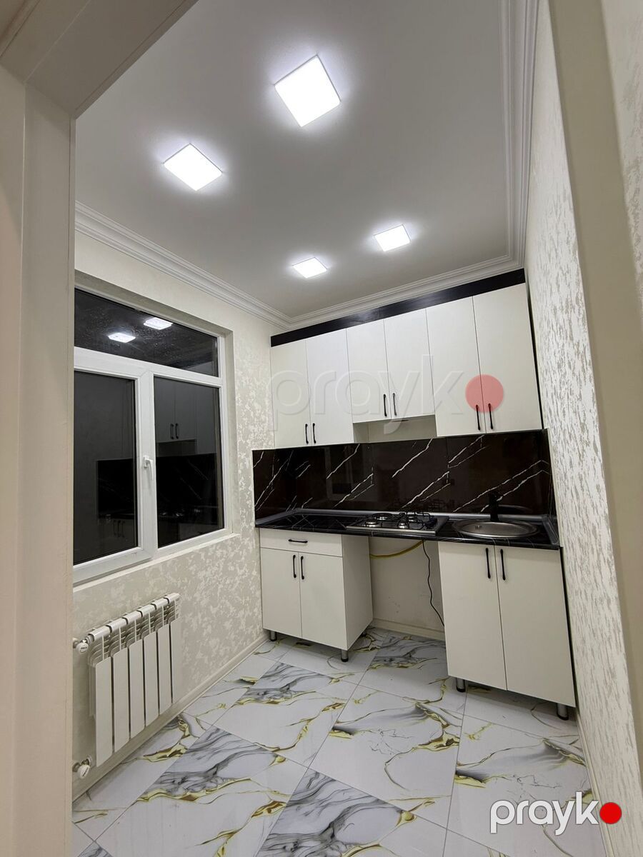 Satılır 2 otaqlı köhnə tikili 76 m² — Mənzil, Bakı (9)
