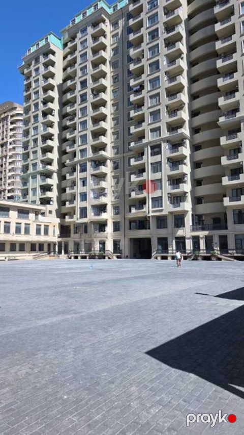 Satılır 4 otaqlı yeni tikili 171 m² — Bakı