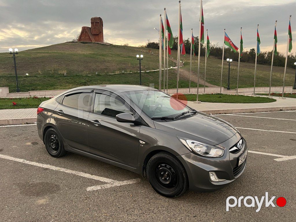 Hyundai Accent, 1.6 L, 2011 il, 330 000 km — Avtomobillər, Bakı (2)