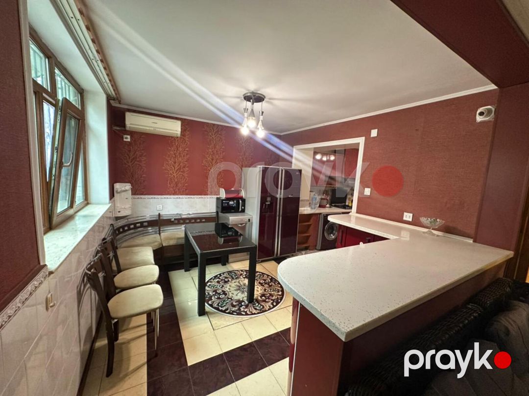 Satılır 5 otaqlı köhnə tikili 181.3 m² — Mənzil, Bakı (9)