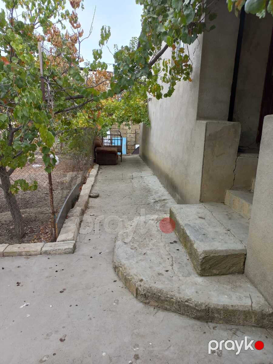 Həyət evi, Saray qəs — Ev, villa, Bakı (7)
