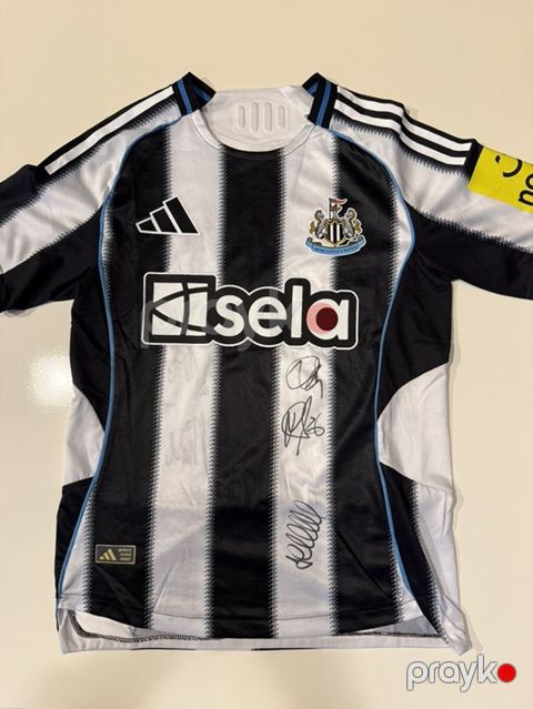 Məhsul: Newcastle United 2023/24 ev forması – imzalı kolleksiya — Bakı