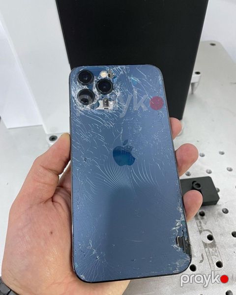 "Apple iPhone" arxa şüşəsi dəyişimi — Bakı
