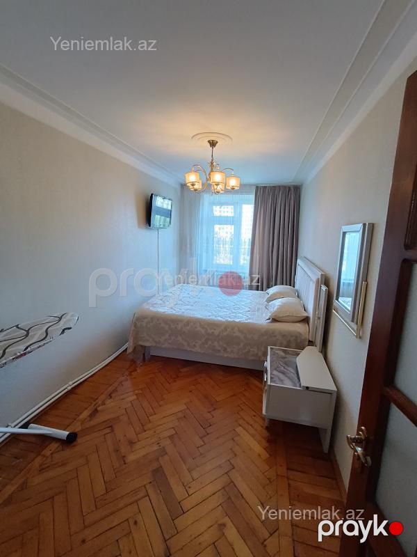Satılır 3 otaqlı Bina evi menzil (Köhnə tikili), 83 m², 1-ci mikrorayon — Mənzil, Sumqayıt (7)