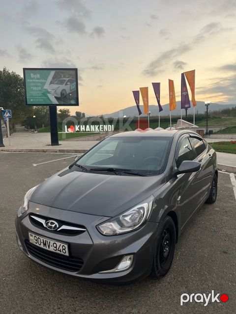 Hyundai Accent, 1.6 L, 2011 il, 330 000 km — Bakı