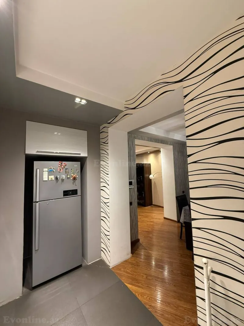 Satılır 3 otaqlı Mənzil Köhnə tikili 75 m² Bakı, Nərimanov r., Bakmil m — Mənzil, Bakı (6)