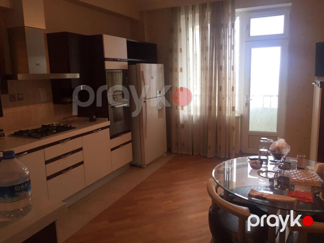 Satılır 5 otaqlı yeni tikili 300 m² — Mənzil, Bakı (5)