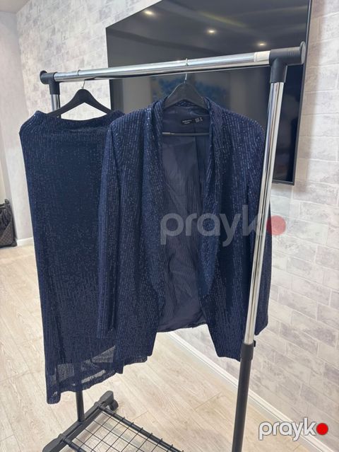 Tünd göy rəngli dəst – paltar və jaket - Parıltılı, mikro-payet — Bakı