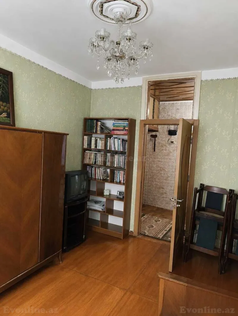 Satılır 3 otaqlı Mənzil Köhnə tikili 80 m² Bakı, Xətai r., Həzi Aslanov m — Mənzil, Bakı (8)