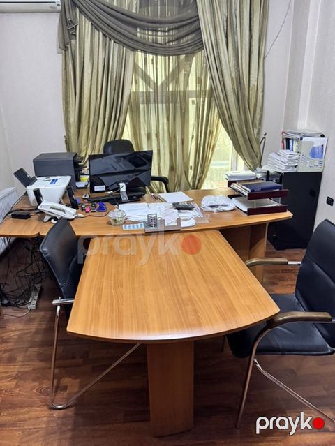 Ofis mebel dəsti – taxta teksturalı (ağac rəngində) Tərkibi — Bakı