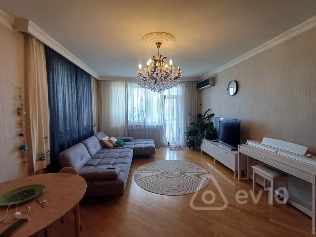3 otaqlı mənzil, 123 m², Azər Əliyev küçəsi — Mənzil, Bakı (2)