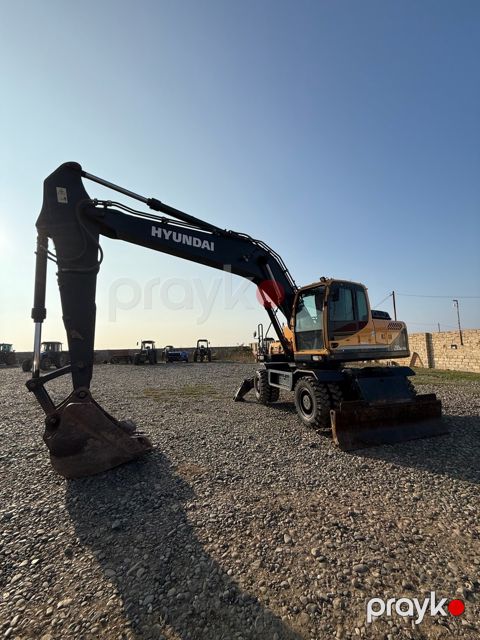Hyundai ekskavator icarəsi — Bakı
