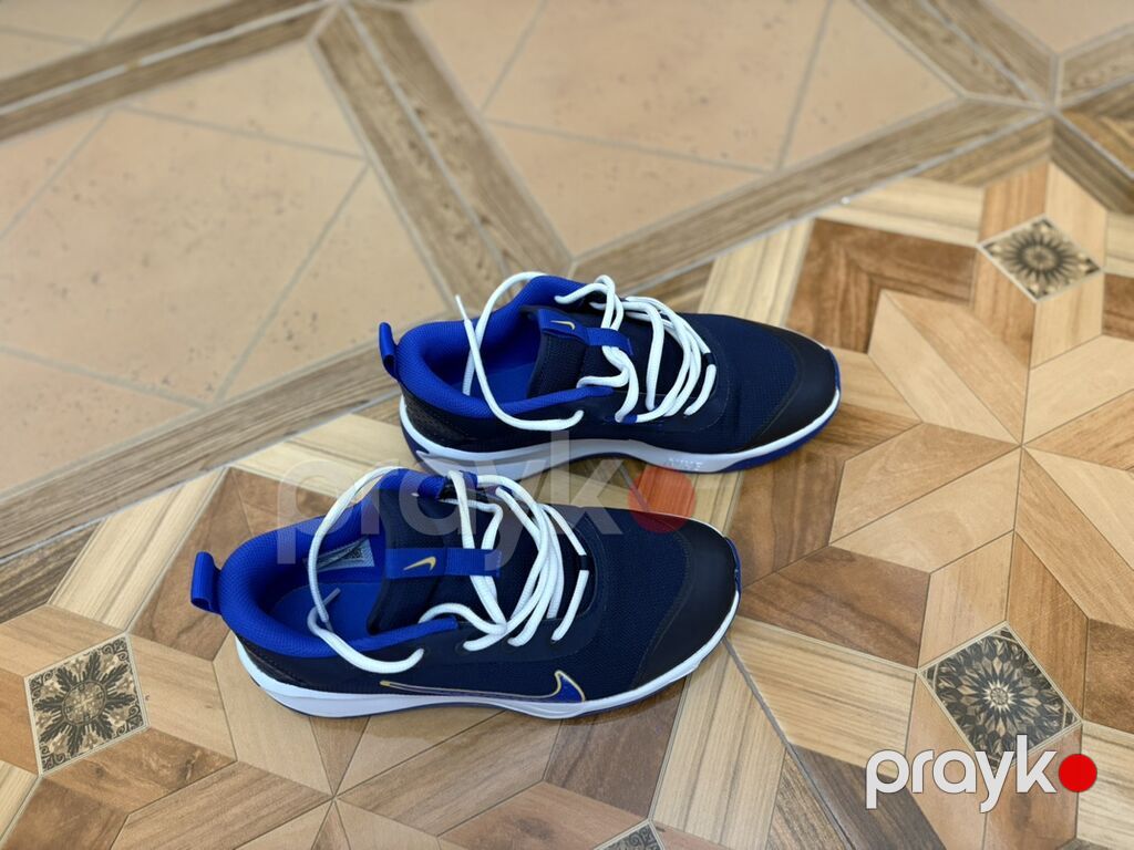 Salam. Nike krasovka satiram originaldir tam emin olun Bakidan Go — Krossovkalar, Bakı (5)