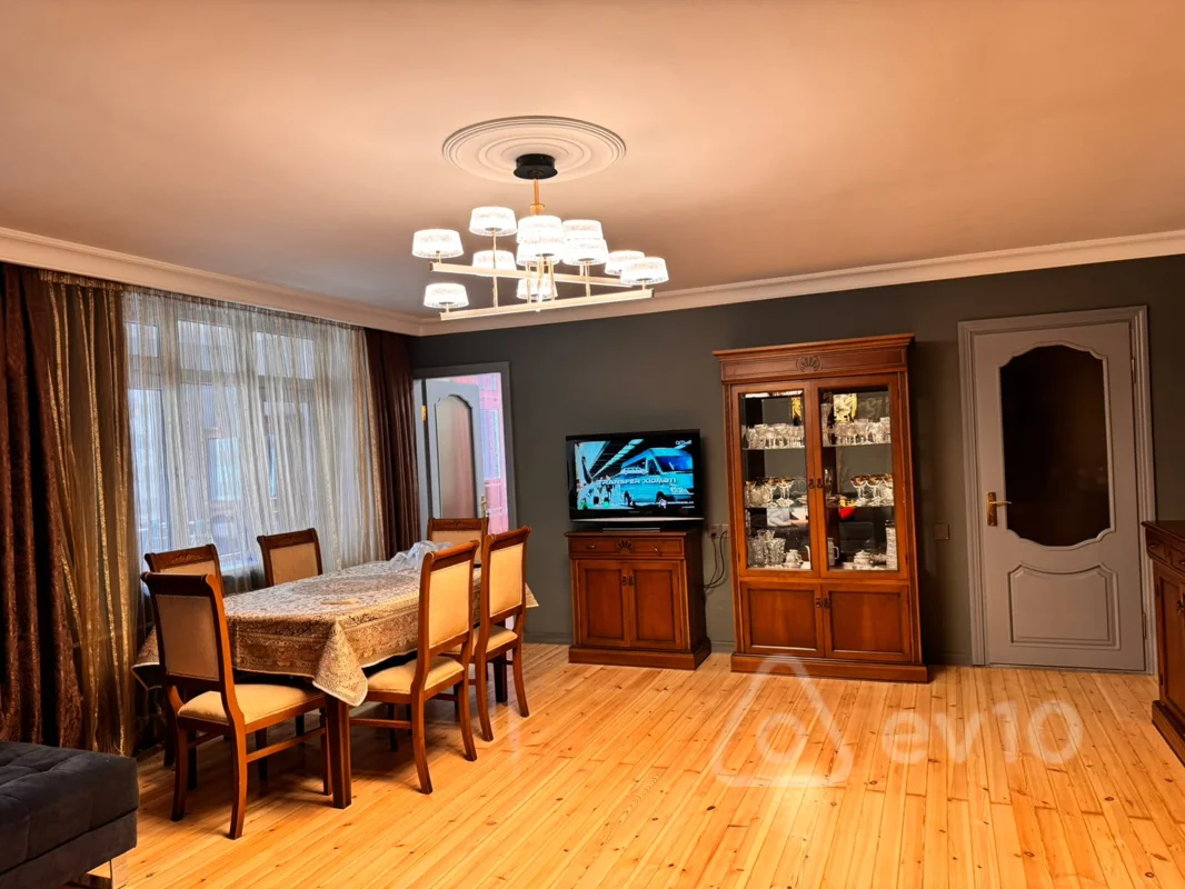 3 otaqlı mənzil, 100 m², ziya bünyadov küç — Bakı
