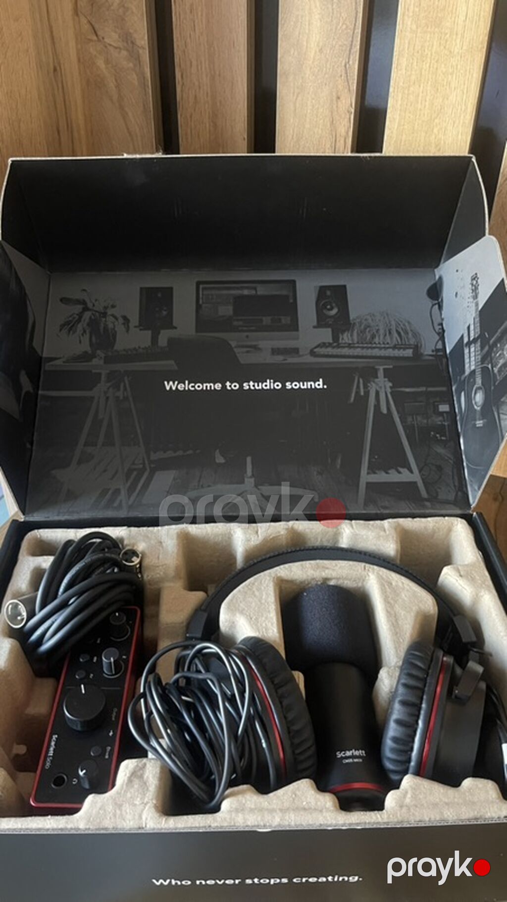 Focusrite Scarlett 4i4 Solo Studio 4th gen - studio dəsti Məzmun — Studiya və konsert üçün, Bakı (2)