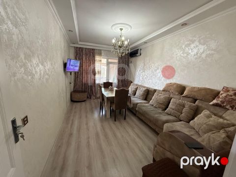 Satılır 2 otaqlı köhnə tikili 50 m² — Bakı