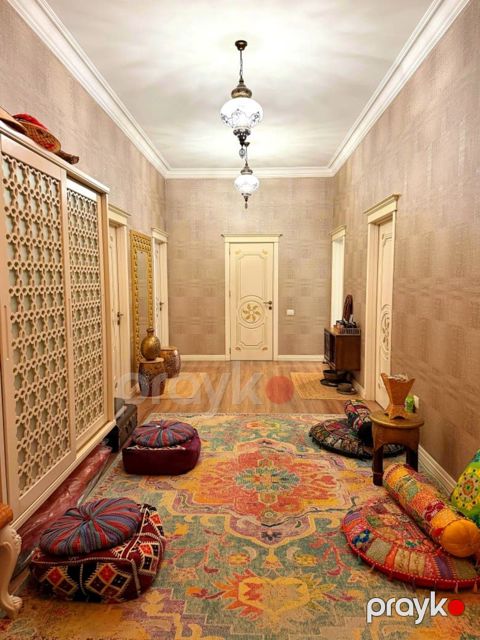 Satılır 4 otaqlı yeni tikili 160.5 m² — Bakı