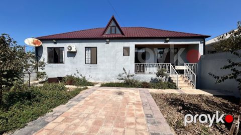 Həyət evi, Binə Sovxoz qəs — Bakı