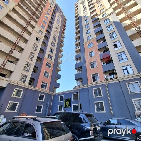 Satılır 4 otaqlı yeni tikili 130 m² — Bakı