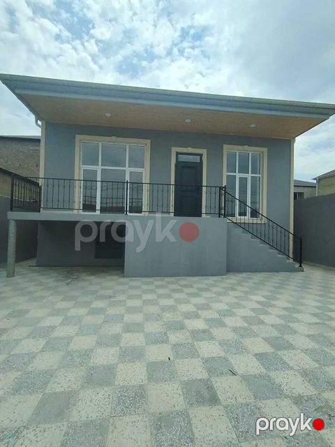 Satılır 3 otaqlı həyət evi/bağ evi 90 m² — Bakı