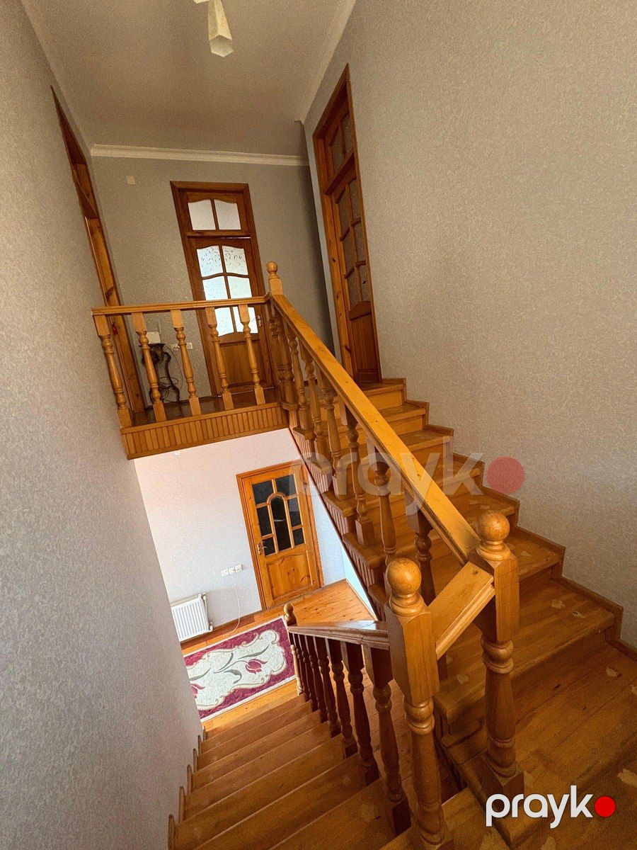 Satılır 5 otaqlı həyət evi/bağ evi 300 m² — Ev, villa, Bakı (12)