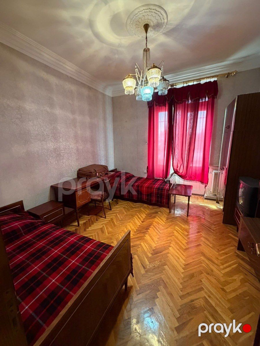 Satılır 4 otaqlı köhnə tikili 91.9 m² — Mənzil, Bakı (8)