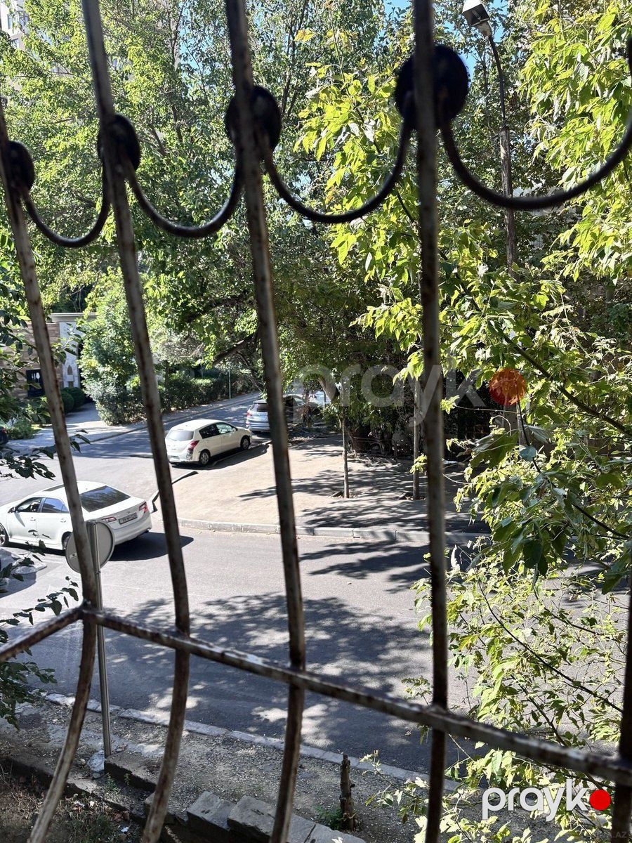 İcarəyə verilir 2 otaqlı köhnə tikili 76 m² — Mənzil, Bakı (5)