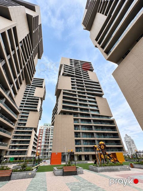 Satılır 3 otaqlı yeni tikili 148 m² — Bakı