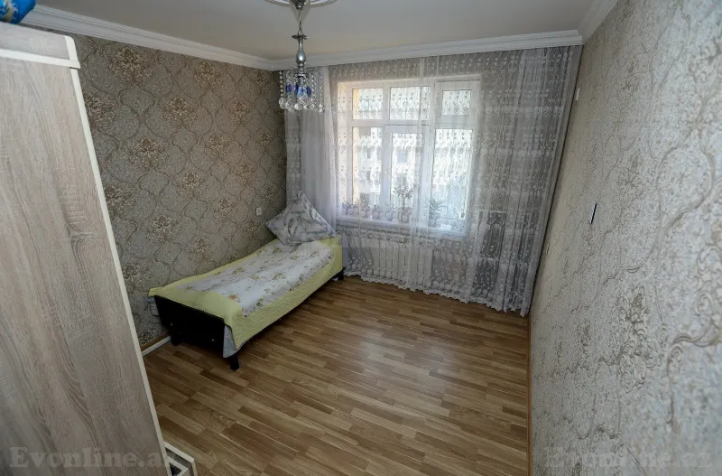 Satılır 3 otaqlı Mənzil Köhnə tikili 65 m² Bakı, Xətai r., Əhmədli m — Mənzil, Bakı (8)