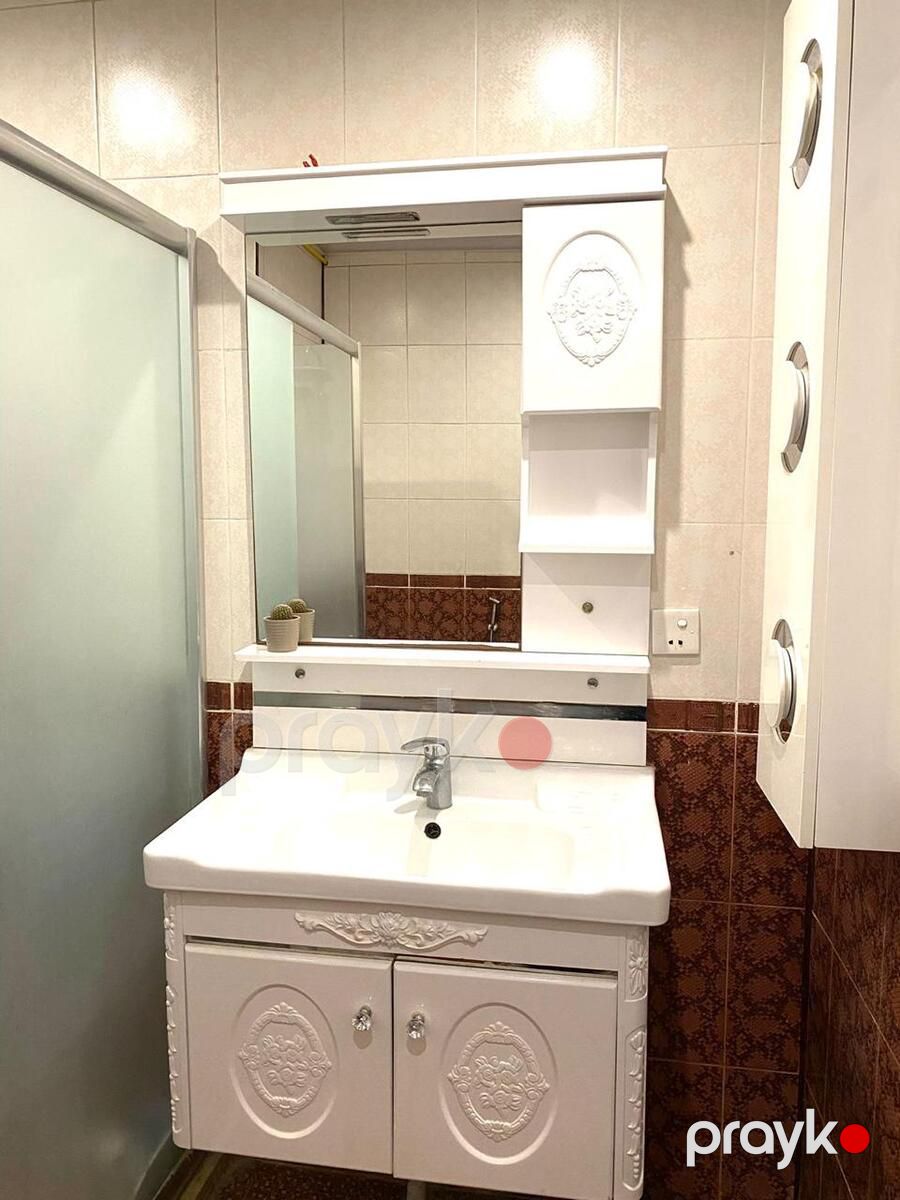 Satılır 2 otaqlı köhnə tikili 65 m² — Mənzil, Bakı (6)