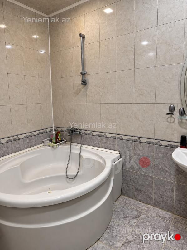 Satılır 3 otaqlı Bina evi menzil (Yeni tikili), 170 m², Nərimanov rayonu — Mənzil, Bakı (11)