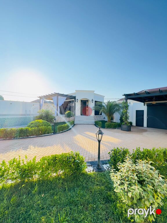 Satılır 6 otaqlı həyət evi/bağ evi 250 m² — Ev, villa, Bakı (9)