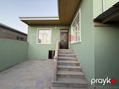 Həyət evi, Binəqədi qəs — Bakı
