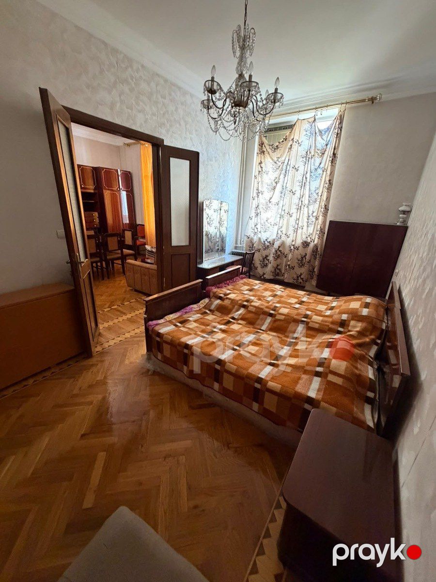 Satılır 4 otaqlı köhnə tikili 91.9 m² — Mənzil, Bakı (3)