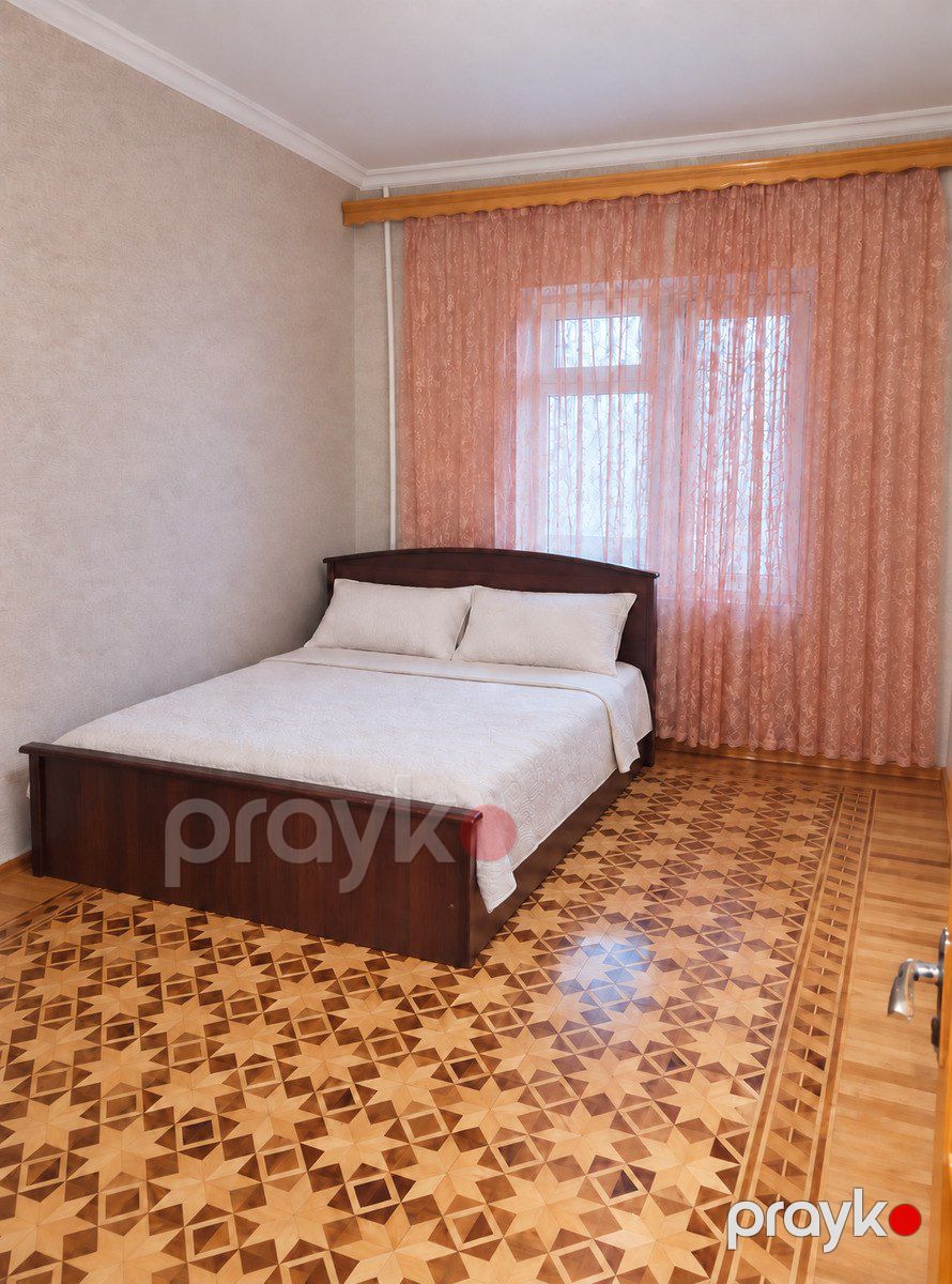 İcarəyə verilir 3 otaqlı köhnə tikili 92 m² — Mənzil, Bakı (9)