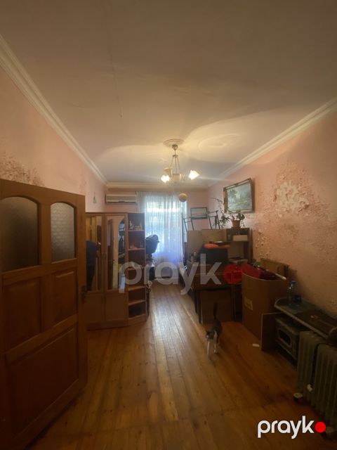 Satılır 2 otaqlı köhnə tikili 50 m² — Bakı