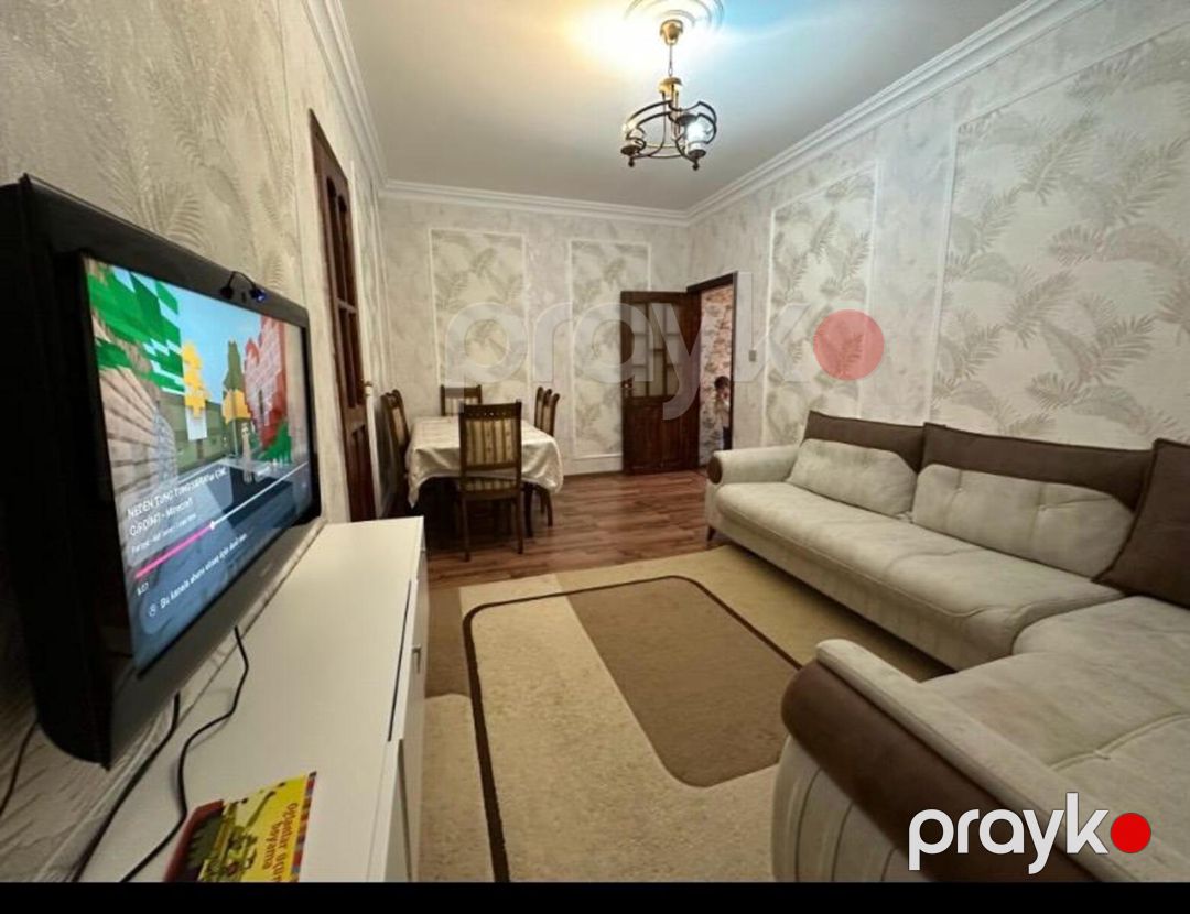 Satılır 2 otaqlı köhnə tikili 65 m² — Mənzil, Bakı (2)