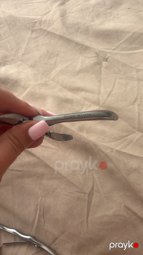Professional dırnaq/kutikul kəsici alətlər dəsti kusacka ve qaycı — Xırdalan