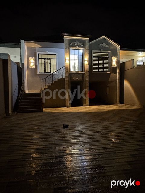 Satılır 5 otaqlı həyət evi/bağ evi 170 m² — Bakı