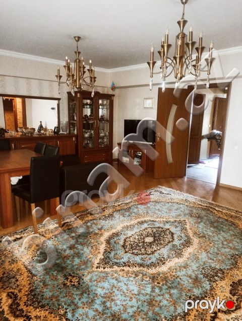 4 otaqlı Köhnə tikili, Satış, Bakı, Nəsimi — Bakı