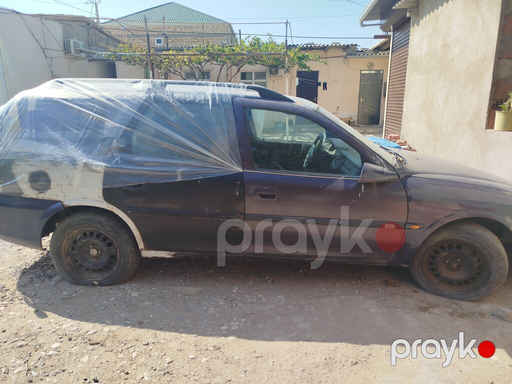 Opel Vectra Caravan (universal kuzov) Maşın şekilde gorüldüyü kimi — Avtomobillər, Sumqayıt (4)