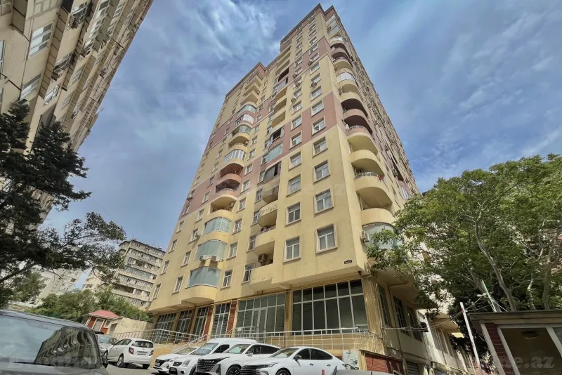 Satılır 3 otaqlı Mənzil Yeni tikili 140 m² Bakı, Binəqədi r., Nəsimi m — Bakı