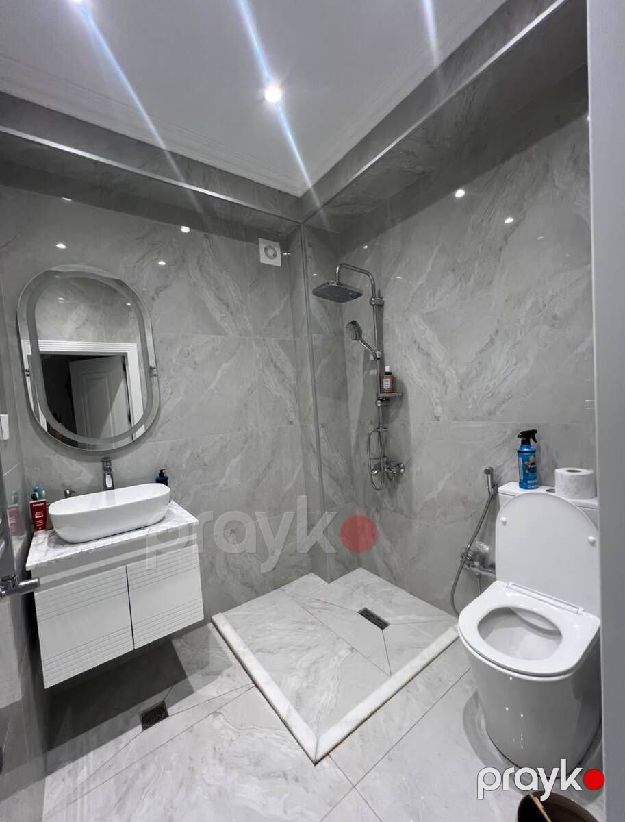 Satılır 2 otaqlı köhnə tikili 75 m² — Mənzil, Bakı (11)