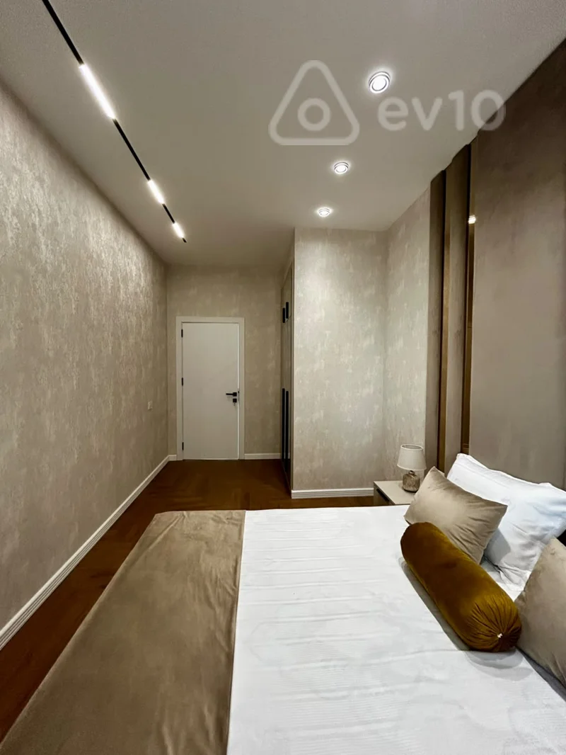 3 otaqlı mənzil, 90 m², Sabit Rəhman küçəsi — Bakı