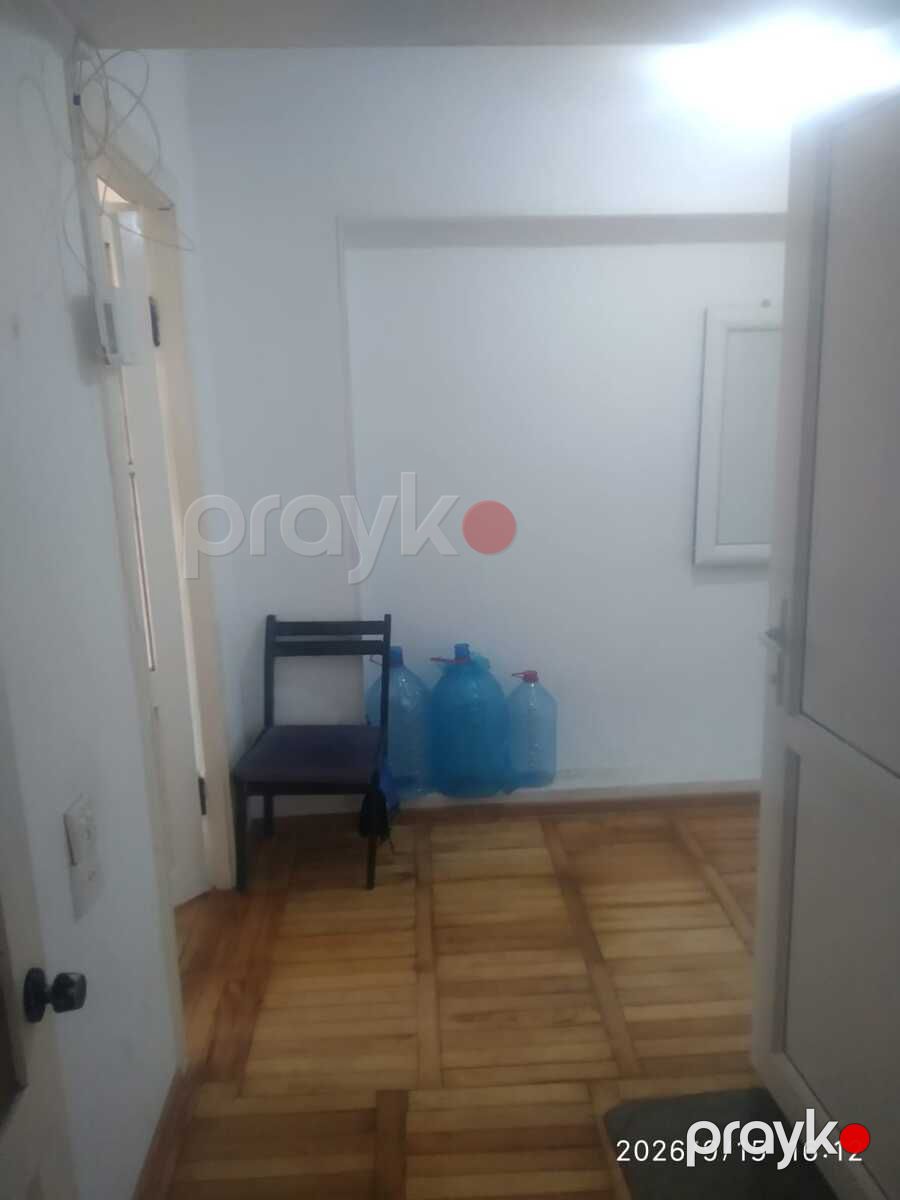 İcarəyə verilir 2 otaqlı köhnə tikili 47 m² — Mənzil, Bakı (9)