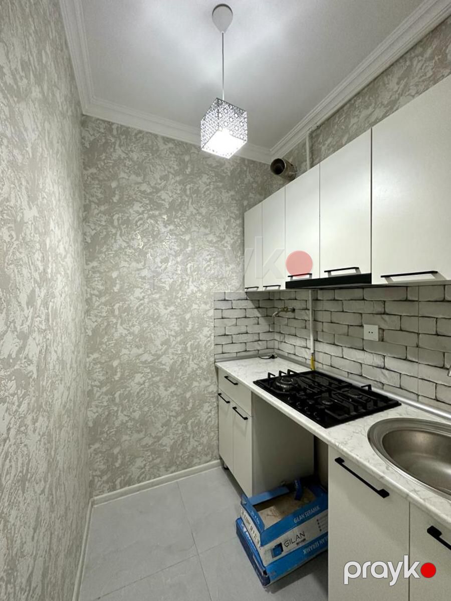 Satılır 2 otaqlı köhnə tikili 47 m² — Mənzil, Bakı (7)
