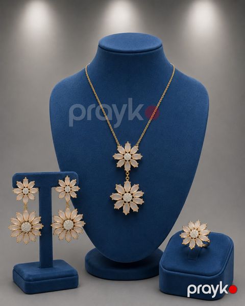 Bijuteriya dəsti boyunbağı və sırğa və üzük 2761727 — Bakı