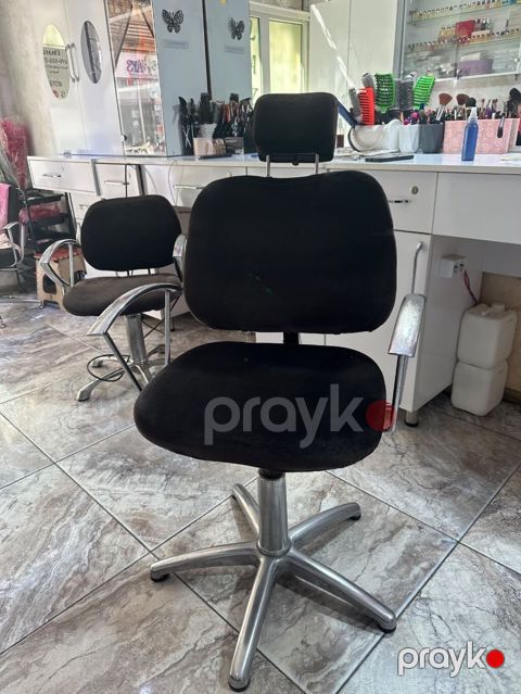 Aynur 2 Uzqas Kreslosu Satilir *Qiymet 130azn* *1ədədi* 2 ədəd var — Digah